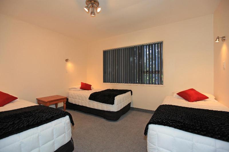 Kapiti Lindale Motel And Conference Centre Paraparaumu Pokoj fotografie